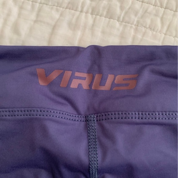 Virus Intl pink and purple Leggings - Picture 2 of 4
